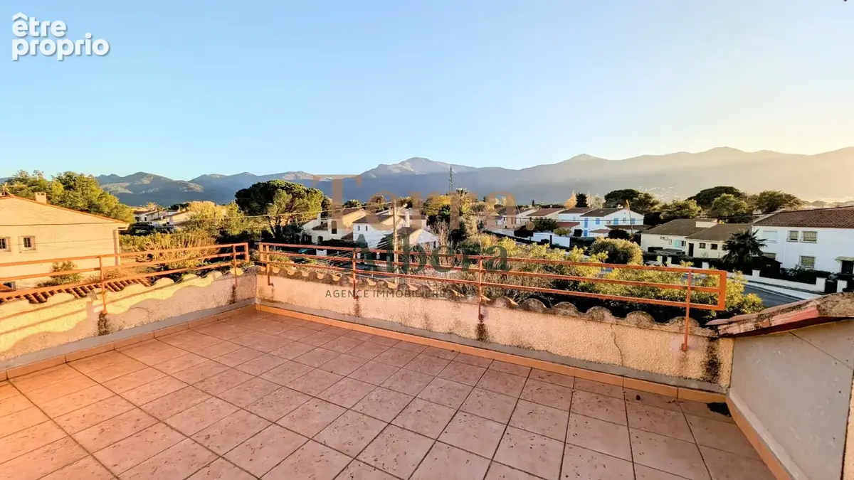 Saint-Genis-Des-Fontaines - Villa de 308 m2 avec 3 Appartements - photo 4