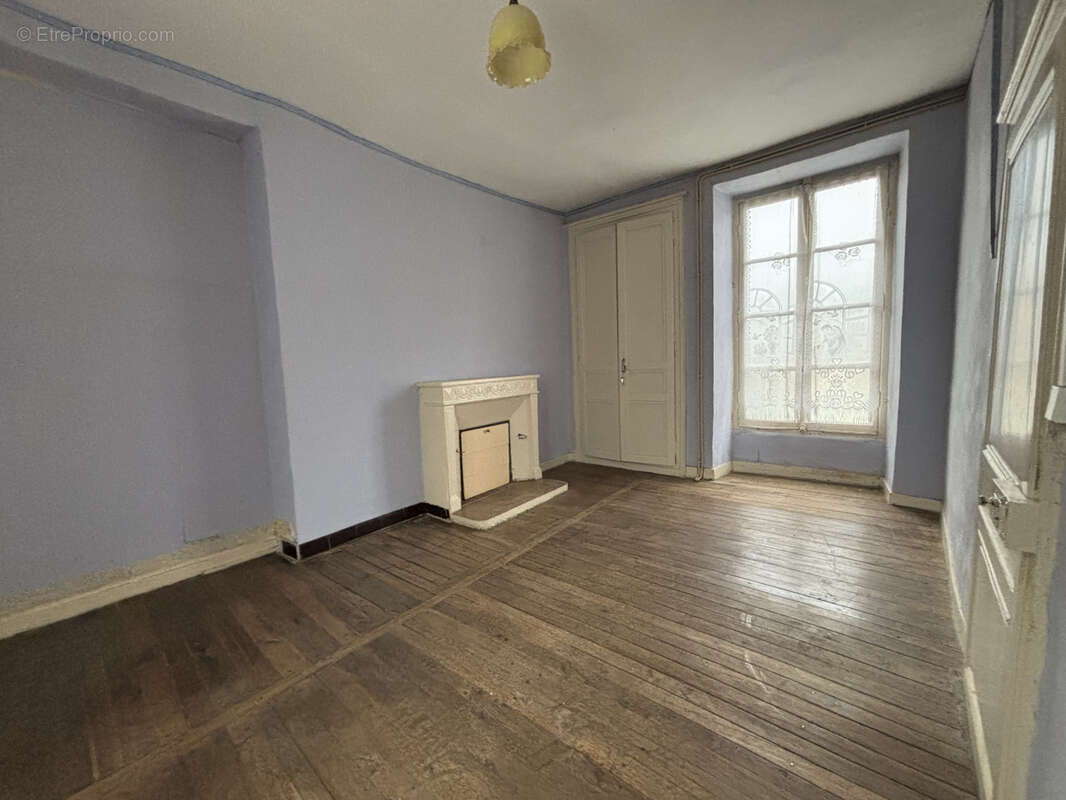 Maison à CHATILLON-SUR-SEINE