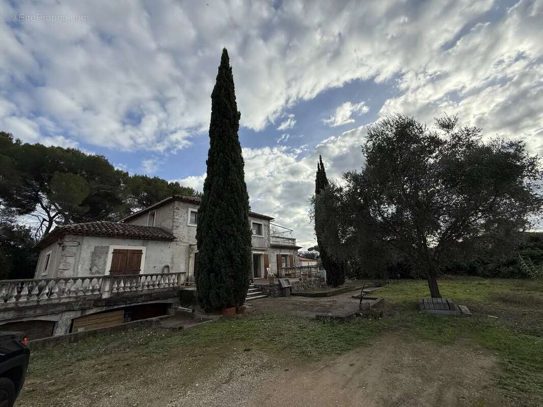 Maison à MOUGINS