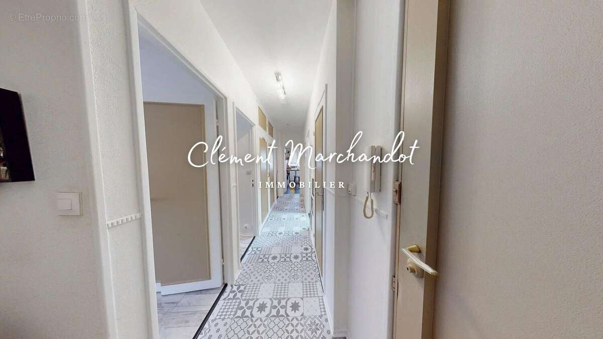 Photo 4 - Appartement à VILLENEUVE-LA-GARENNE