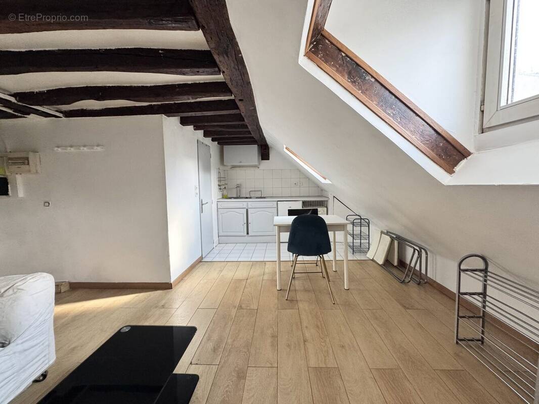 Appartement à PARIS-2E