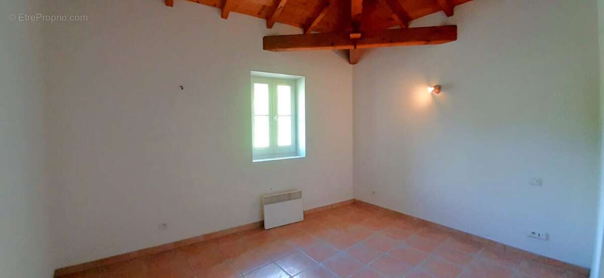Maison 84 m² à Uzeste  - photo 9