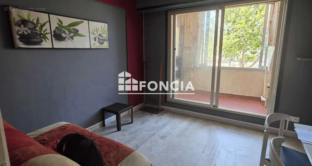 Appartement à MAUGUIO