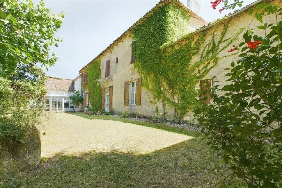 Maison à PINEUILH