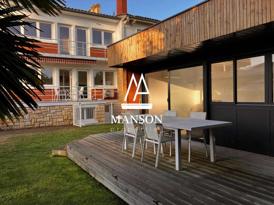 Maison à LE BOUSCAT