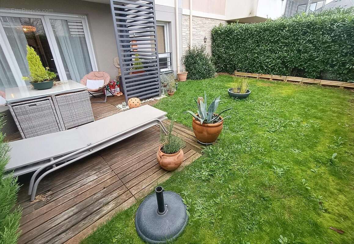 Appartement à MENNECY