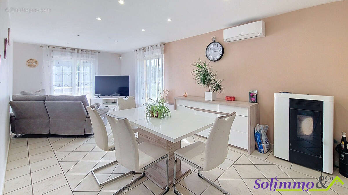 Maison à CHARANCIEU