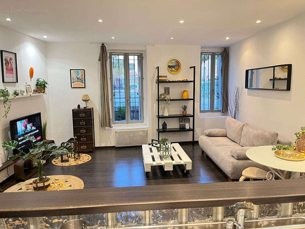 Appartement à MARSEILLE-2E