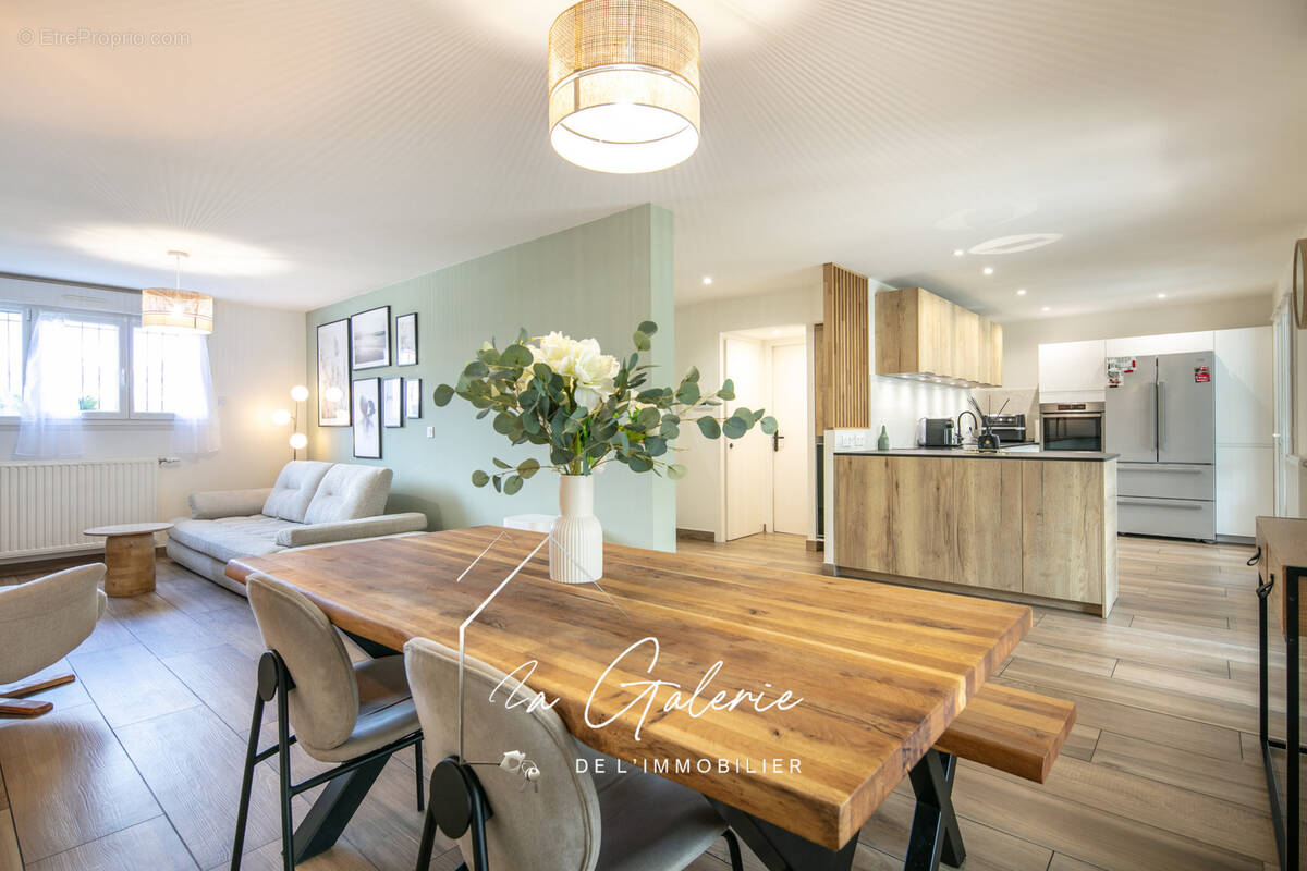 Maison à ECHIROLLES