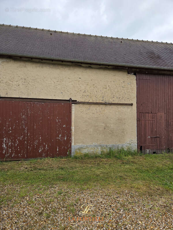 Maison à HOUDAN