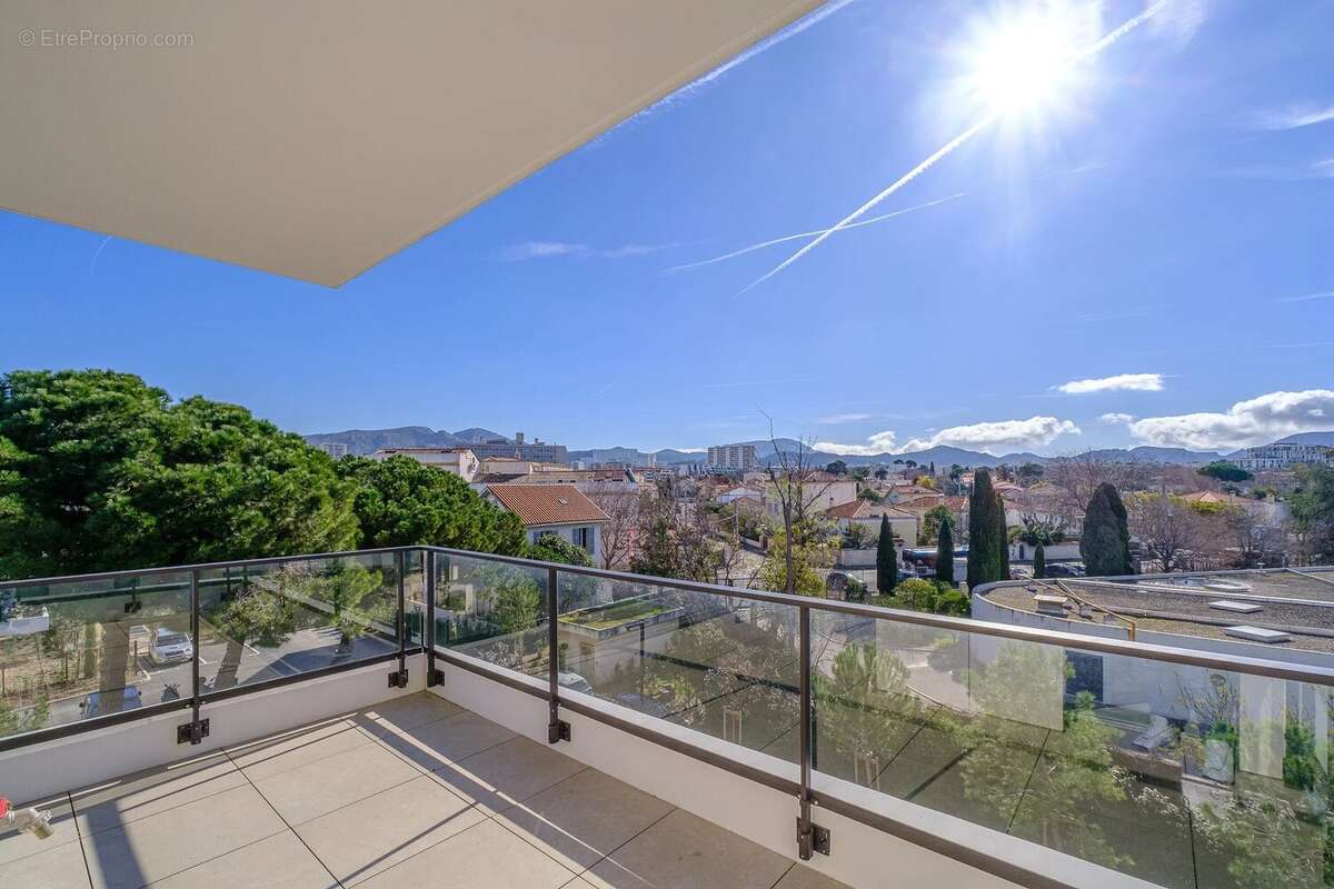 Appartement à MARSEILLE-8E