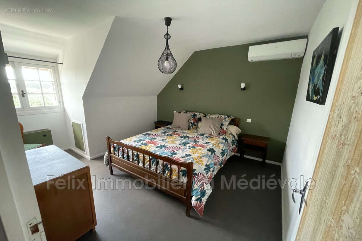 Maison à SARLAT-LA-CANEDA