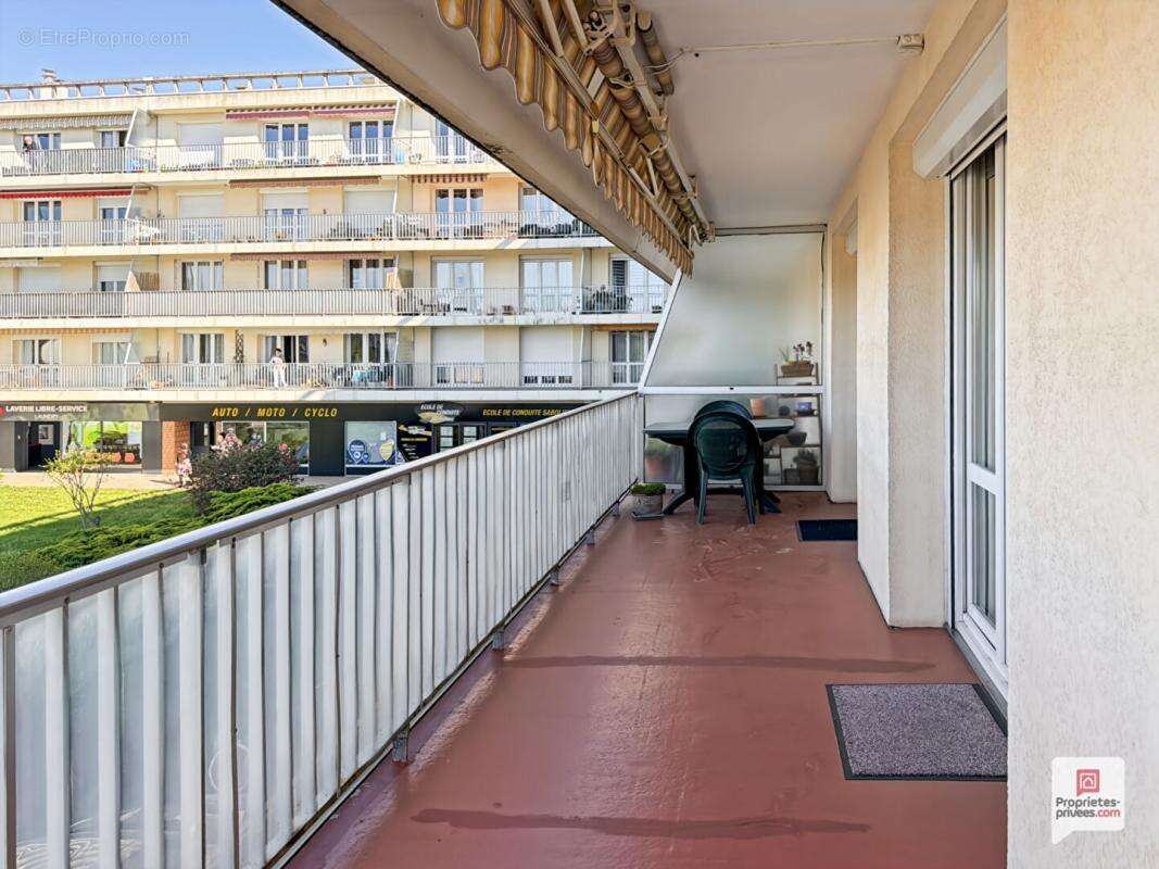 Appartement à SABLE-SUR-SARTHE