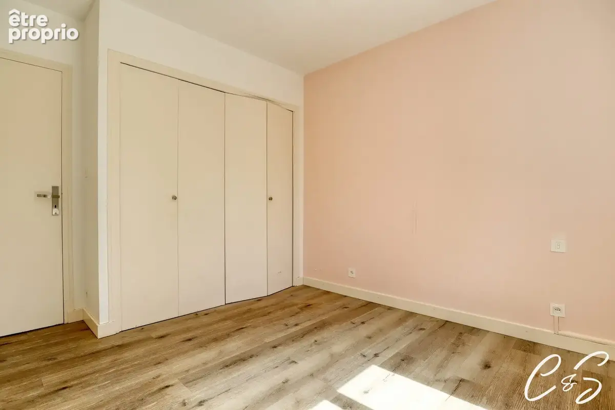 Maison 4 pièces 92 m² à vendre à Ergue-Gaberic (29500) - photo 9
