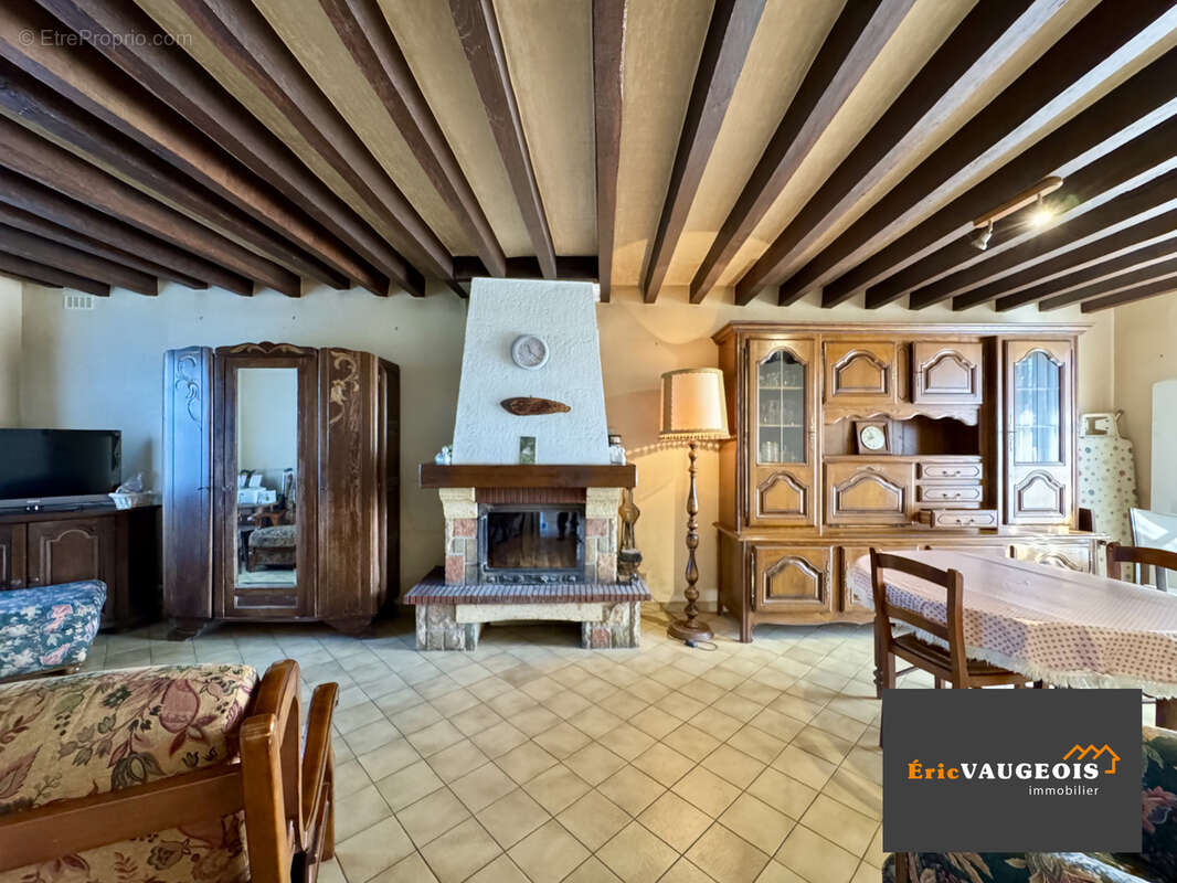 Maison à COULOMMIERS