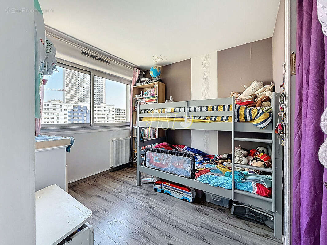 Appartement à COLOMBES