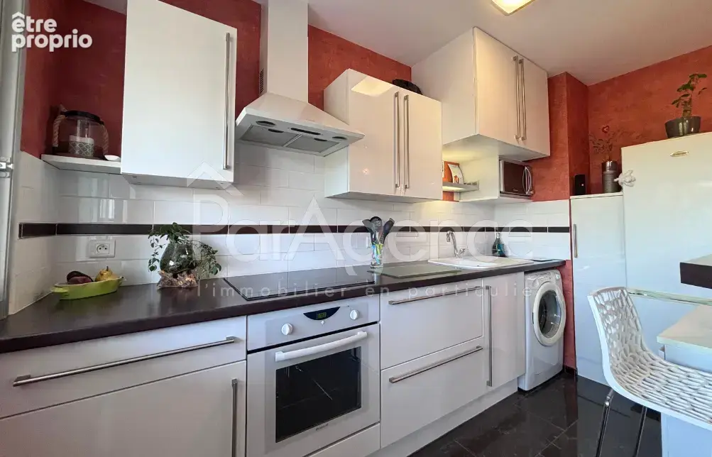 Appartement - 200 m plage de Nauzan - Parking - photo 6