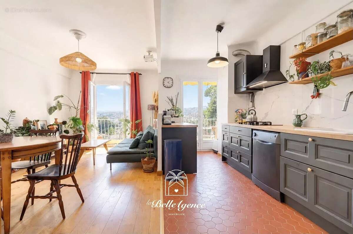 Appartement à NICE