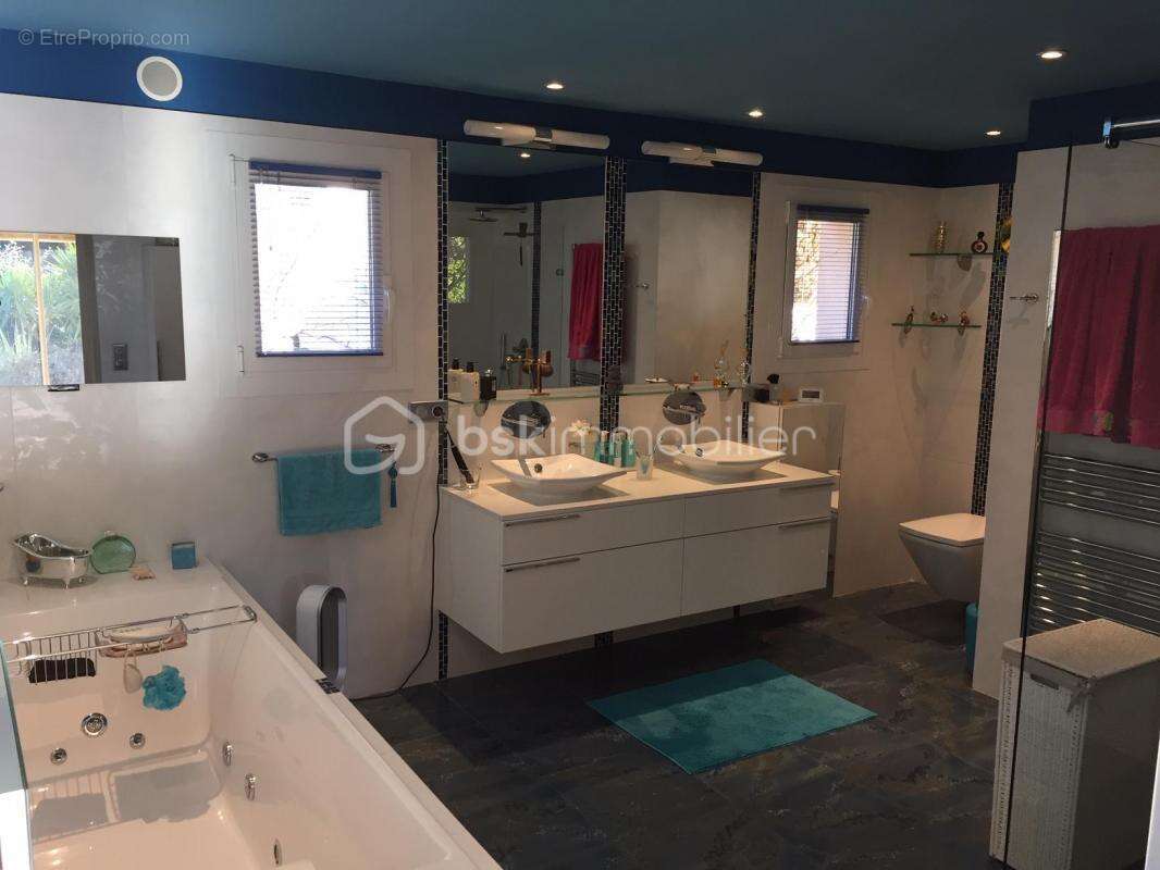 Maison à AIX-EN-PROVENCE