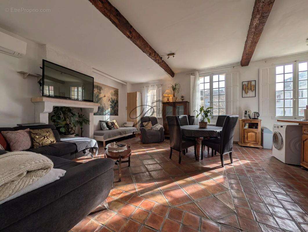 Appartement à PERTUIS