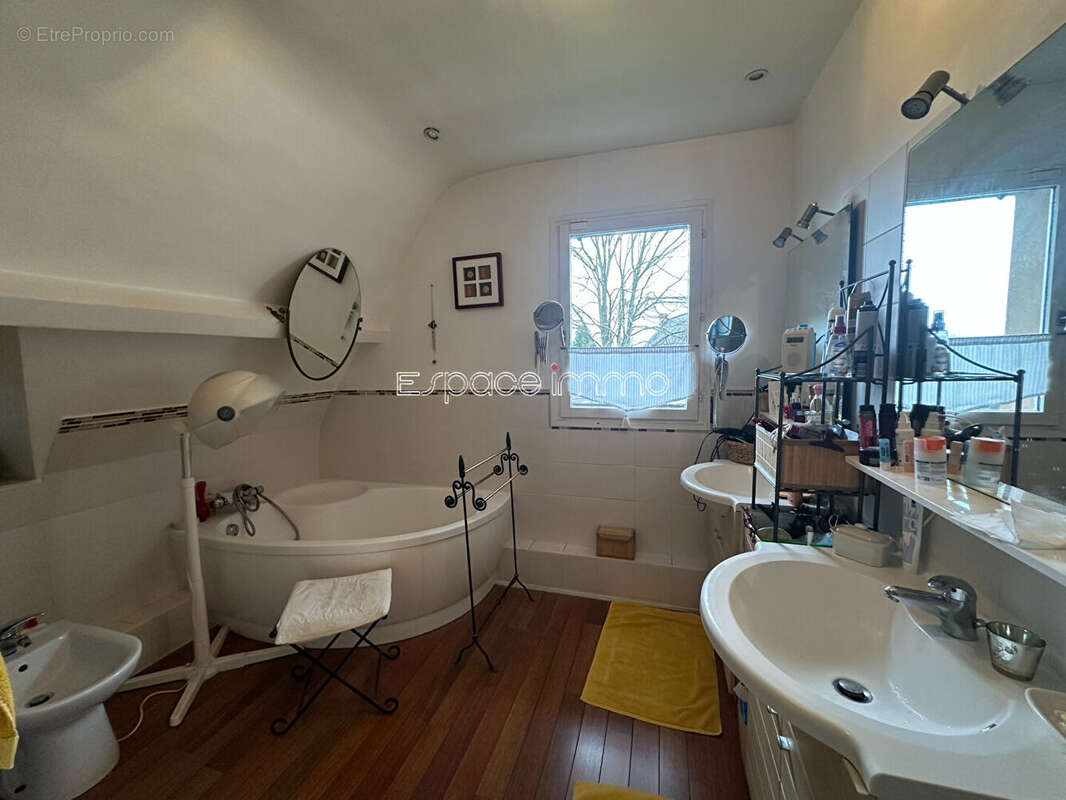 Maison à ANCEAUMEVILLE