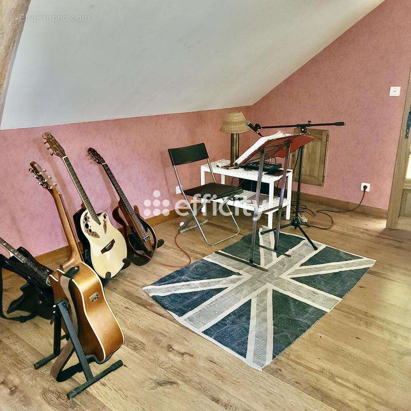 Maison à RAYMOND