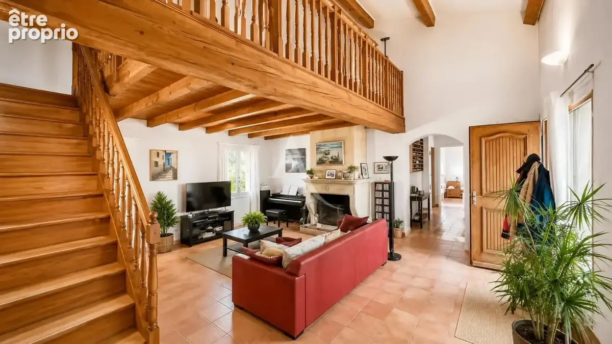 Villa de 122.23m2 avec terrasse piscine et garage au calme à cruis - photo 7