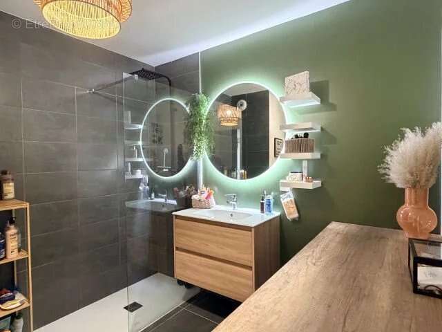 Appartement à NEYDENS