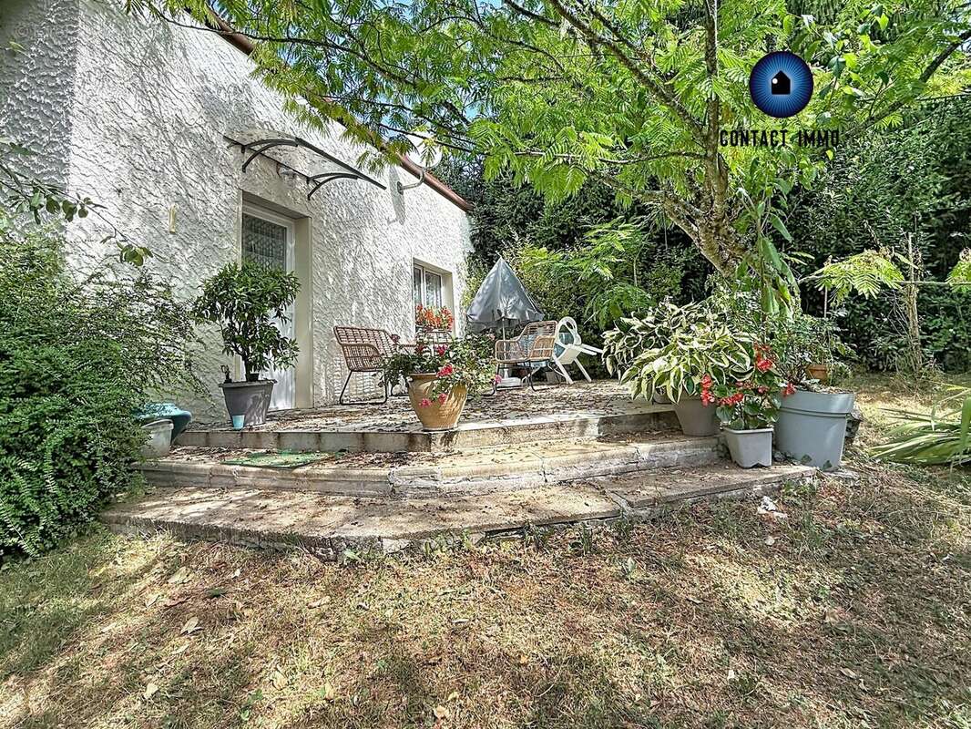Maison 33 m² à Cornil  - photo 5