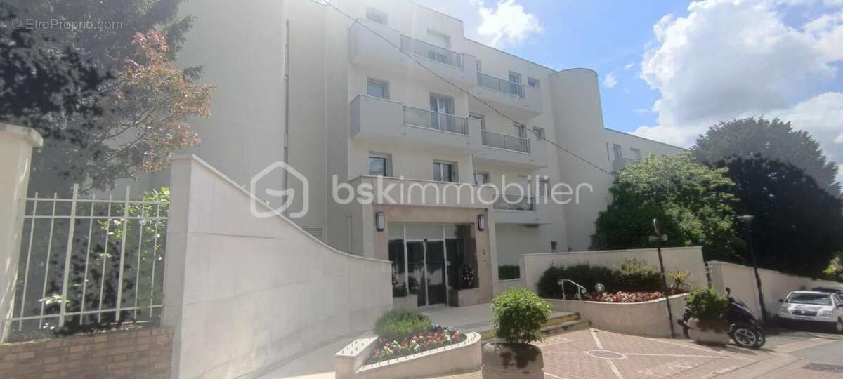 Appartement à NOGENT-SUR-MARNE