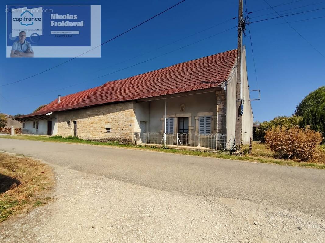 Maison à BLETTERANS