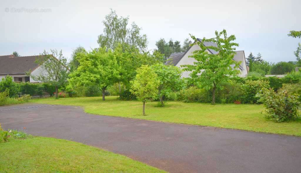 Maison à CHATELLERAULT