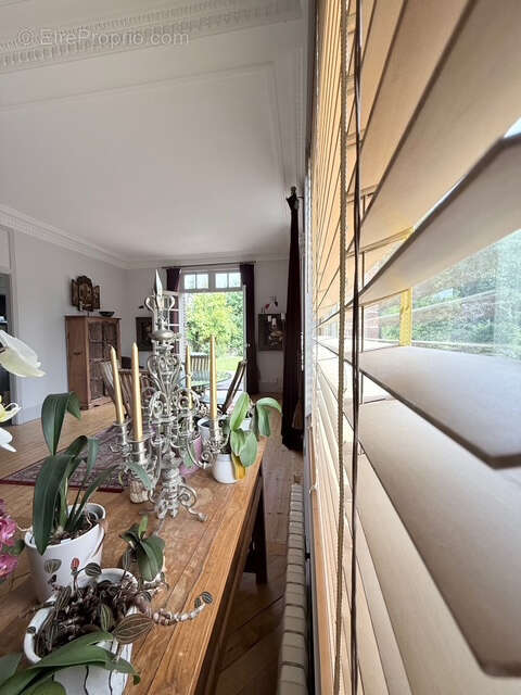 Maison à MONTLIGNON