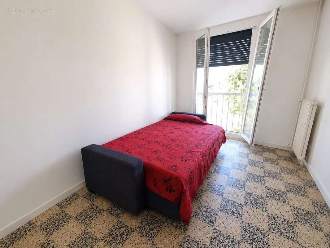 Appartement à PORT-DE-BOUC