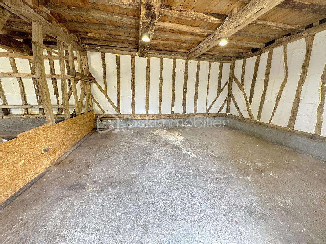 Maison à CONDE-SUR-RISLE