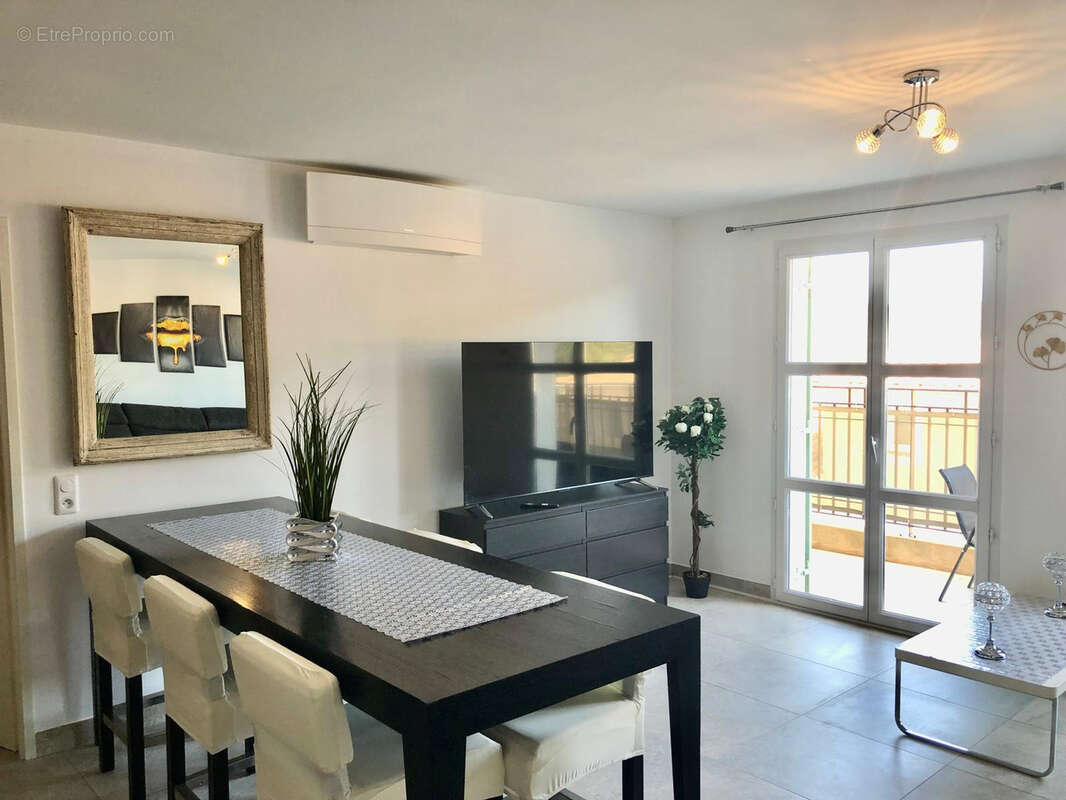 Appartement à GRIMAUD