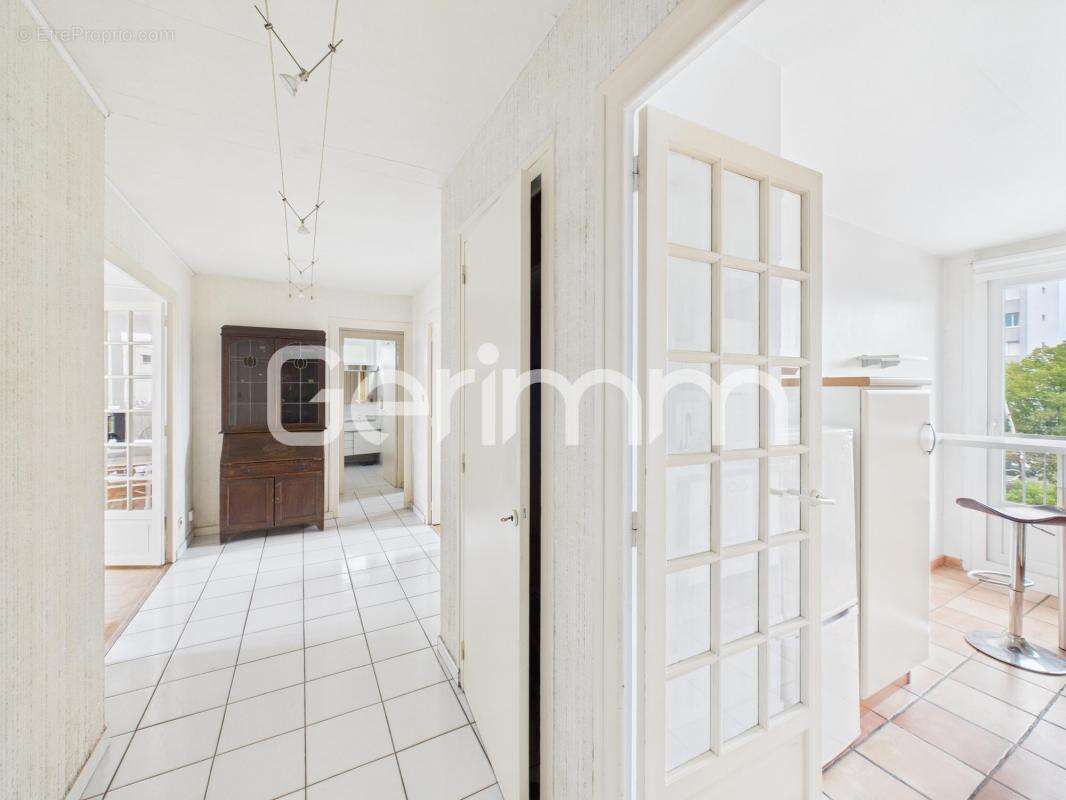 Appartement à MEYLAN