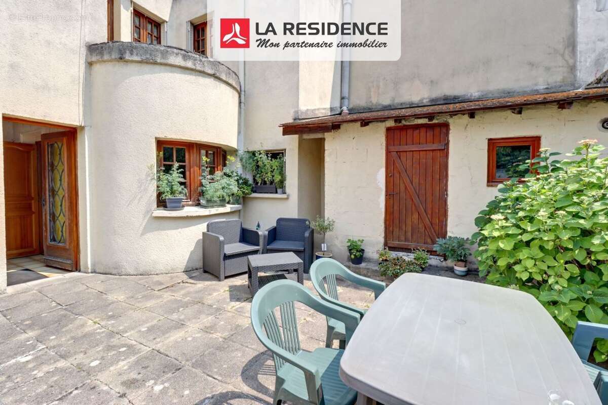 Maison 140 m² à Le Chesnay  - photo 9