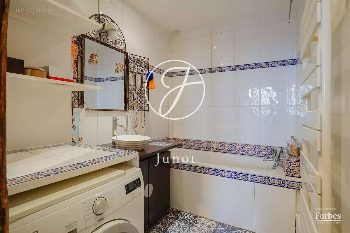 Appartement à PARIS-6E