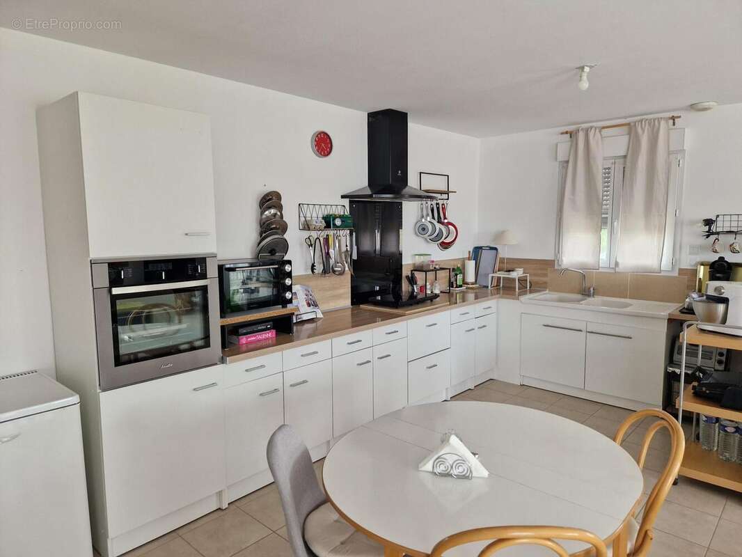 Photo 2 - Maison à CHAMPAGNOLLES