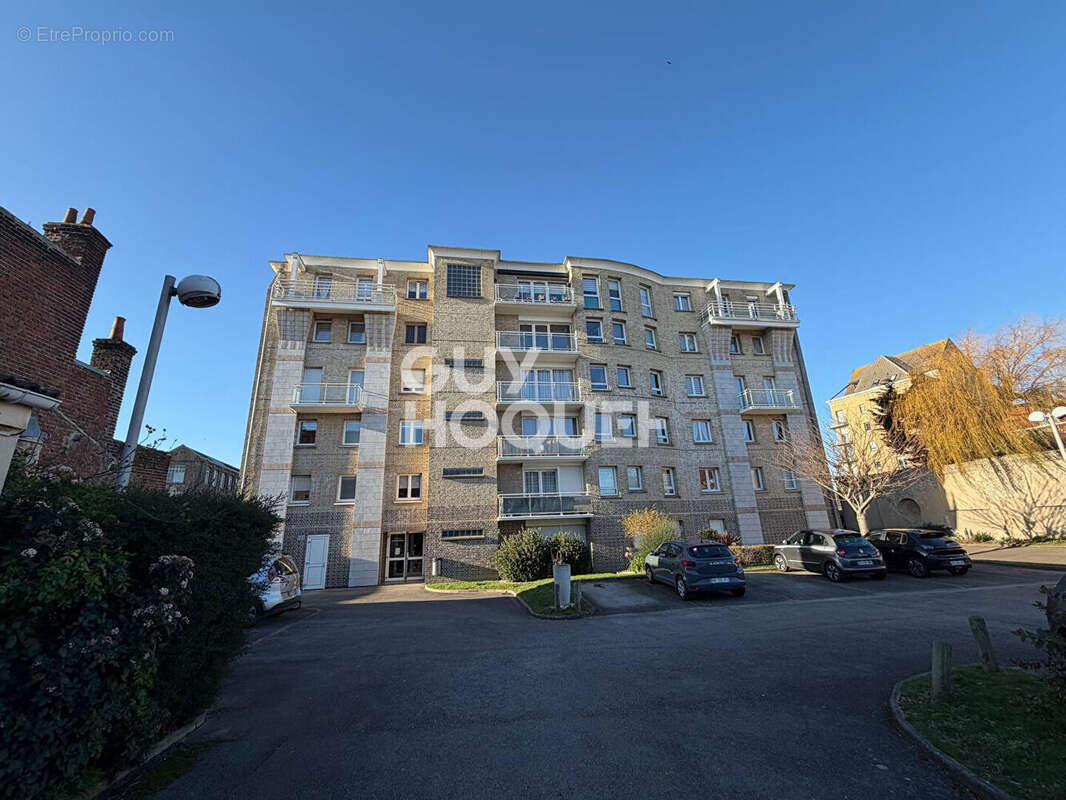 Appartement à CALAIS