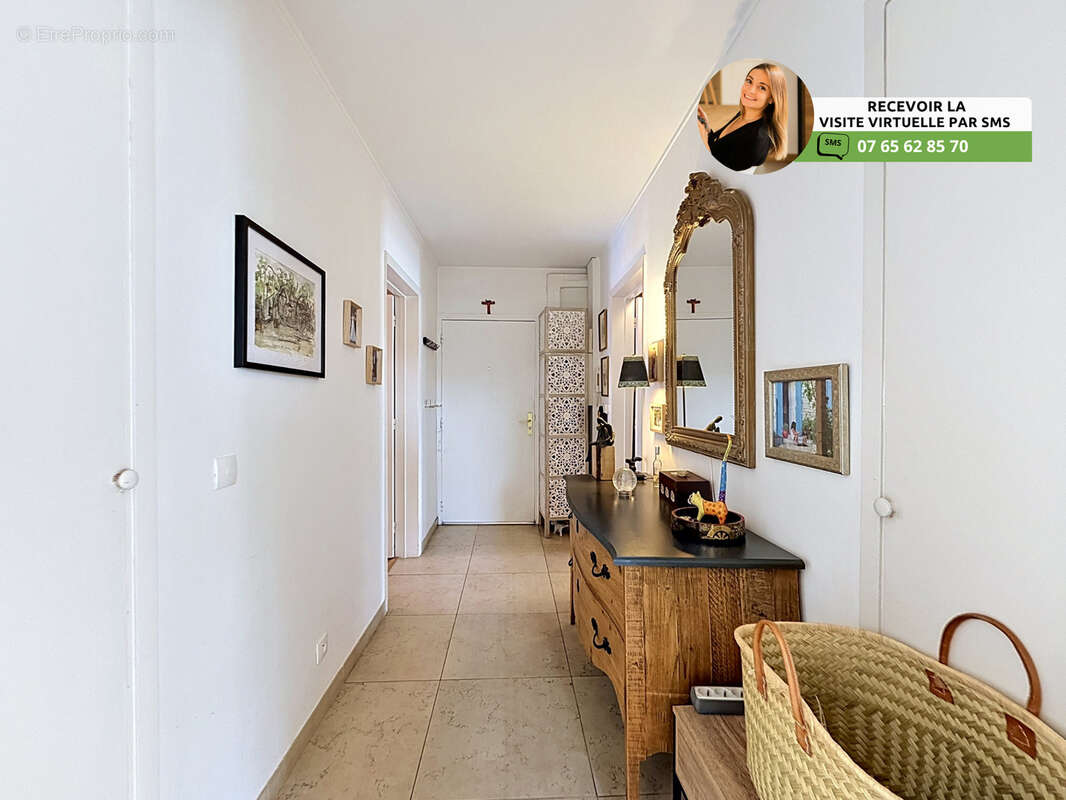 Appartement à VILLENEUVE-LOUBET