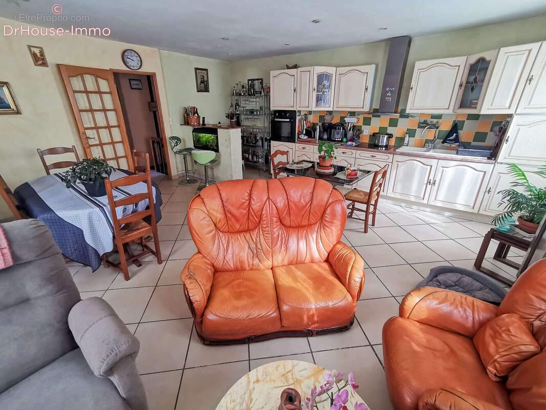 Maison à ARTANNES-SUR-INDRE