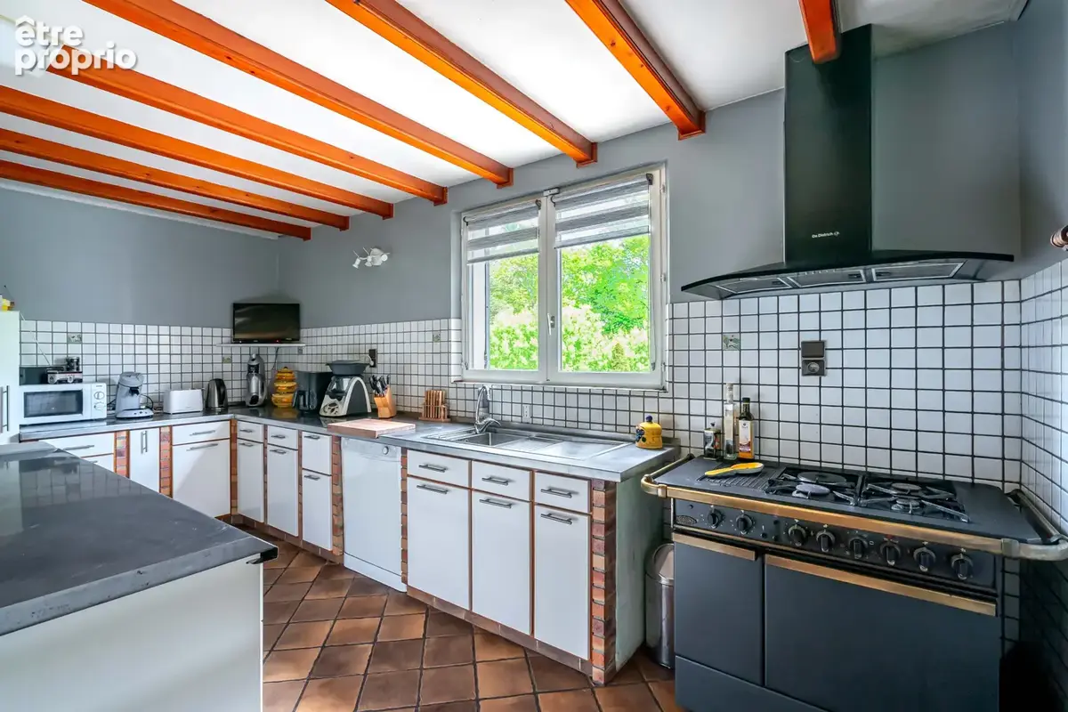 Maison de 258m2 sur parcelle de 8827m2 - photo 6