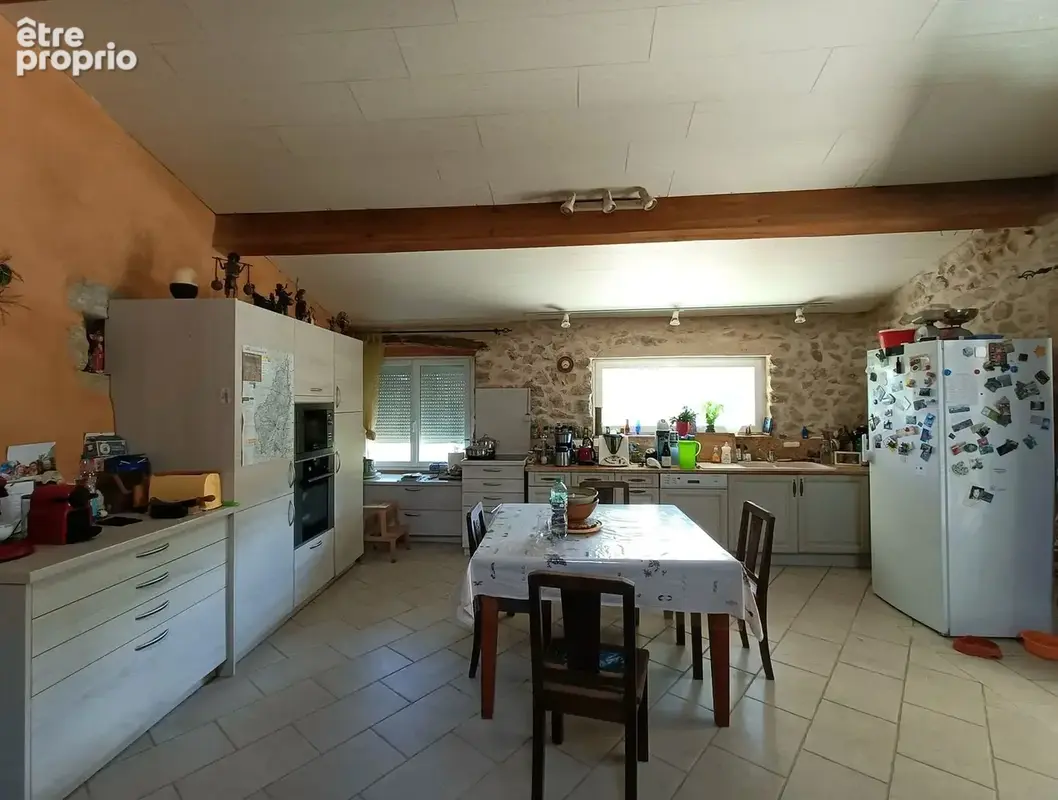 Pièce de vie gite 4