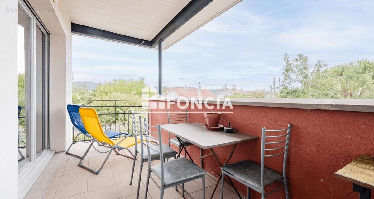 Noe t3 avec terrasse et parking - photo 2