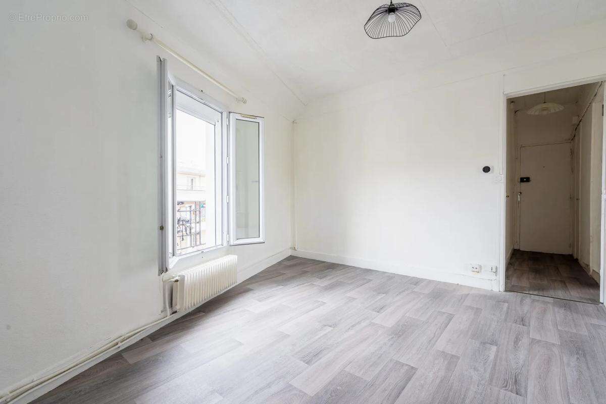 Appartement à LE PERREUX-SUR-MARNE