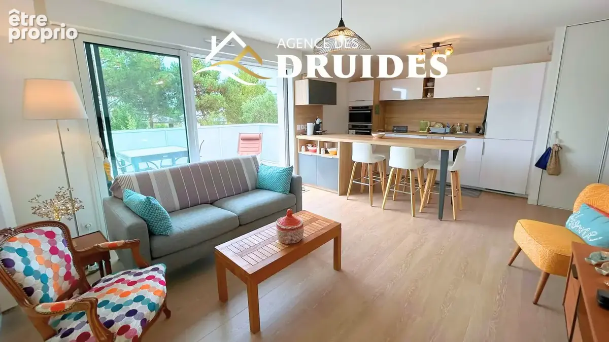 Agence des Druides - Carnac entre bourg et plage, Superbe Appartement 3 pièces clefs en main, terrasse spacieuse, place de parki - photo 1