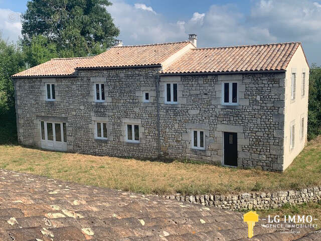 Maison à SAINT-CIERS-DU-TAILLON