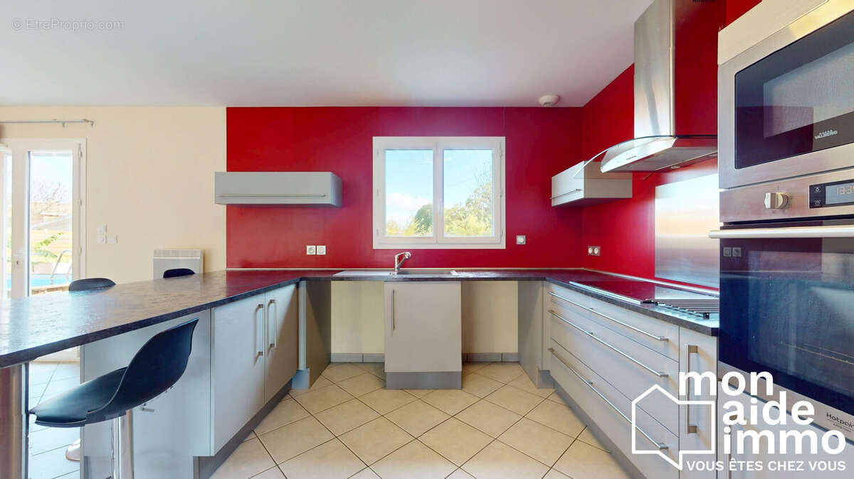 Maison à FARGUES-SAINT-HILAIRE